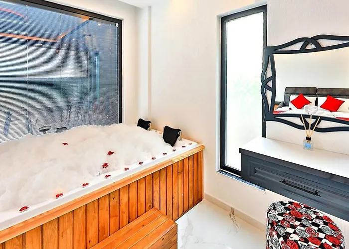Cavdir 2 Bedroom Secluded With Private Pool Hot Tub Villa Kalkan